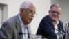 A la izquierda el profesor Carmelo Mesa-Lago en una sesión de la XIX Conferencia de la Asociación para el Estudio de la Economía Cubana (ASCE), Miami, 25 de 2019.